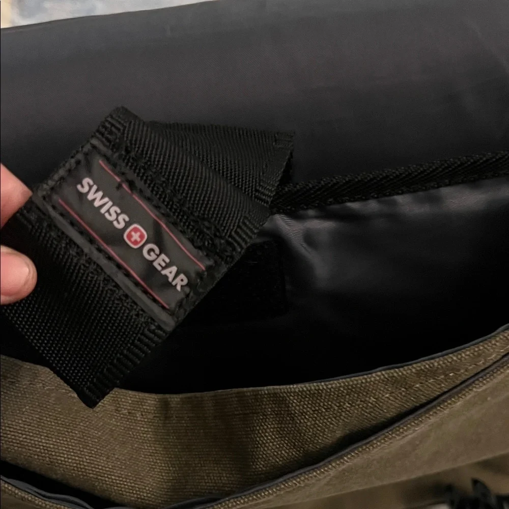 SwissGear Black and Brown Men's Messenger Bag